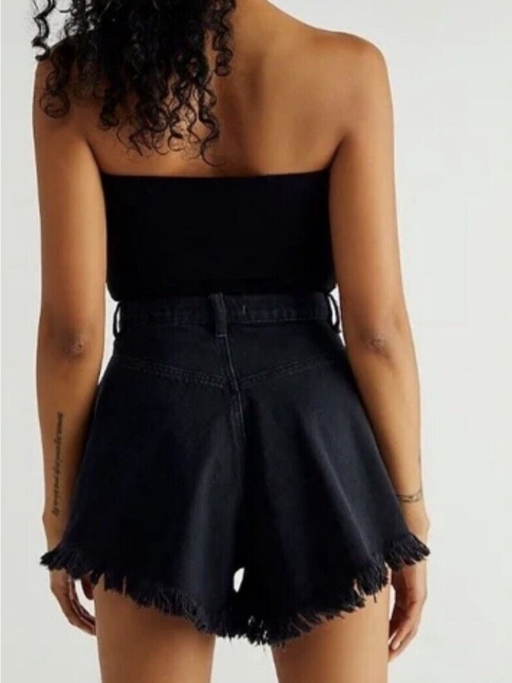 We the Free Free People Black Denim Frayed Hem Shorts NWT - Picture 3 of 14